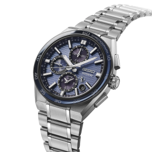 SEIKO ASTRON SSH175J1